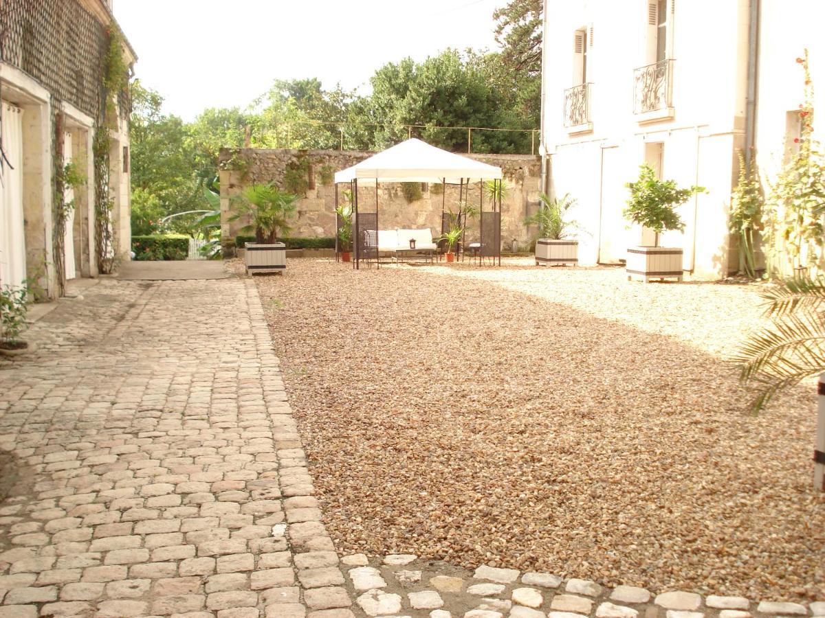 Domaine De Planchoury Bed & Breakfast Saint-Michel-sur-Loire Exterior photo